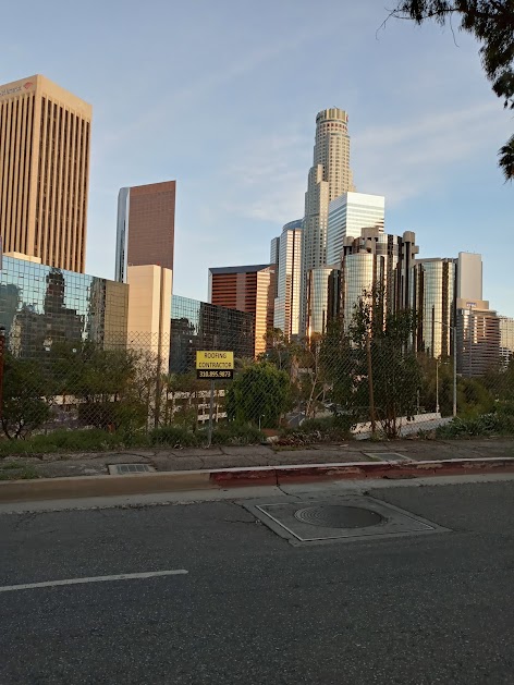 Junk Removal in Little Ethiopia Neighborhood, Los Angeles, Ca