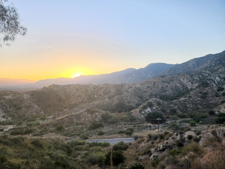 Junk Removal in Sylmar Neighborhood, Los Angeles, Ca