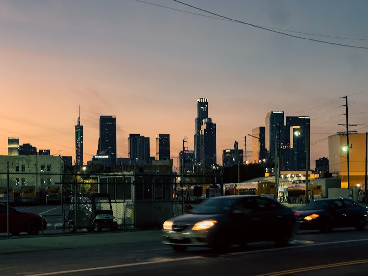 Junk Removal in Wholesale District Neighborhood, Los Angeles, Ca