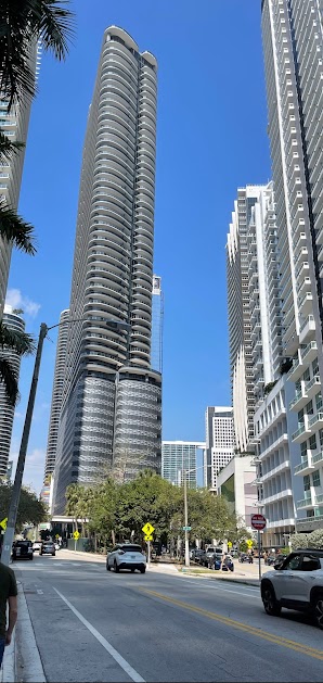 Junk Removal in Brickell Residential District Neighborhood, Miami, Fl