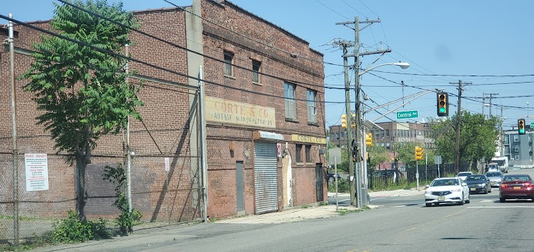 Junk Removal in Five Corners Neighborhood, Jersey City, Nj