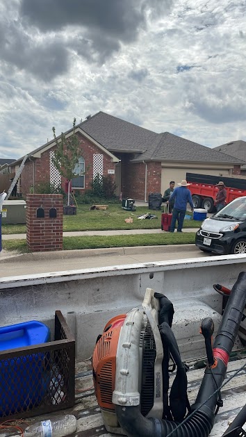 Junk Removal in Valley Brook Estates Neighborhood, Fort Worth, Tx