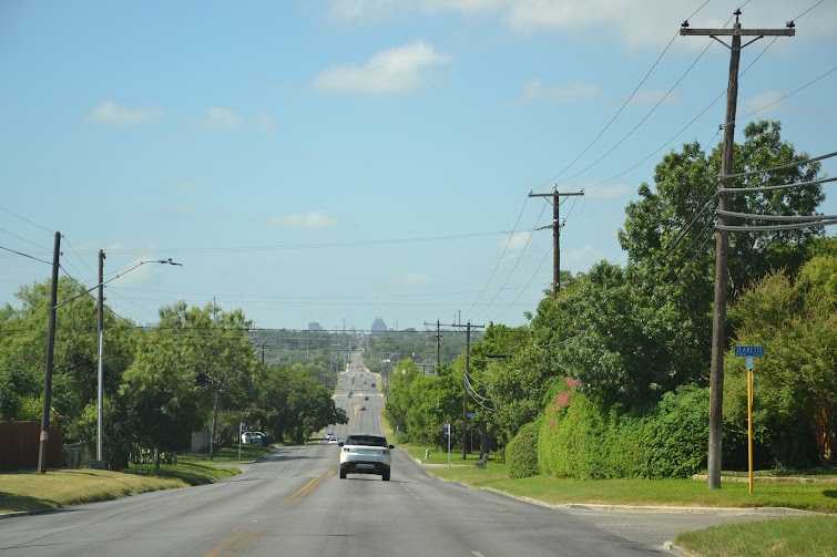Junk Removal in Shearer Hills/Ridgeview Neighborhood, San Antonio, Tx