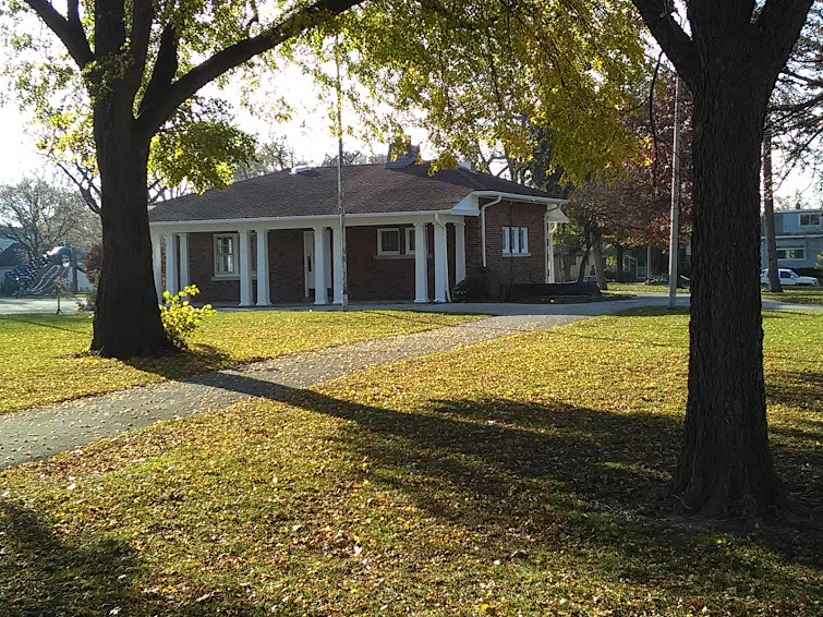 Junk Removal in Saveland Park Neighborhood, Milwaukee, Wi